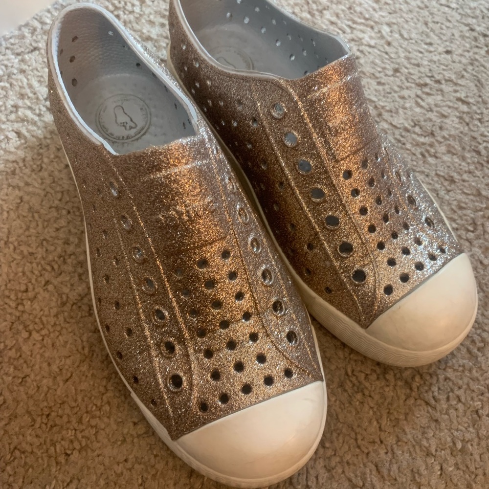 Native size 13 worn few times just run small now